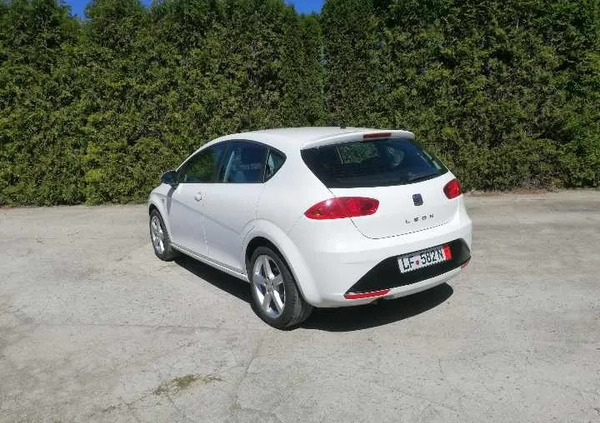 Seat Leon cena 24000 przebieg: 123297, rok produkcji 2010 z Nekla małe 92